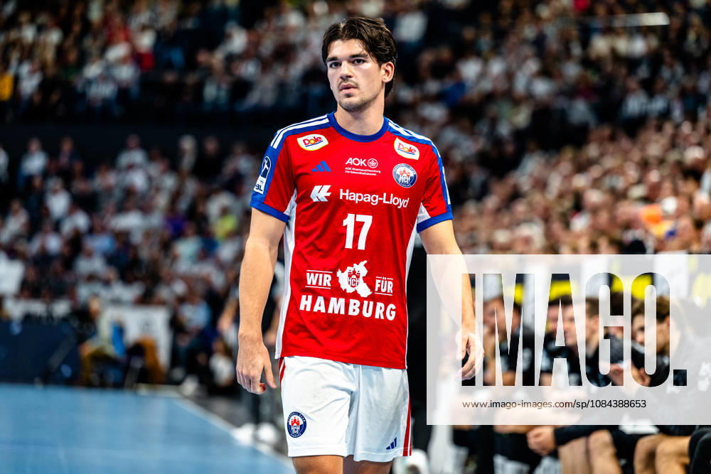 Handball Opel HBL, THW Kiel - Handball Club Hamburg v.l. Kaj Geenen (Handball Club Hamburg, 17) Portrait, Portraet, Einzelbild Kiel