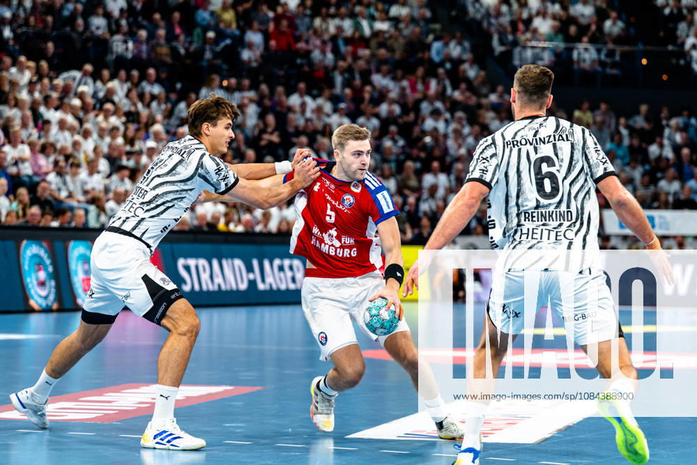Handball Opel HBL, THW Kiel - Handball Club Hamburg v.l. Julian Köster (Kiel, 7), Oliver Norlyk (Handball Club Hamburg, 5), Harald Reinkind (Kiel, 6) Kiel