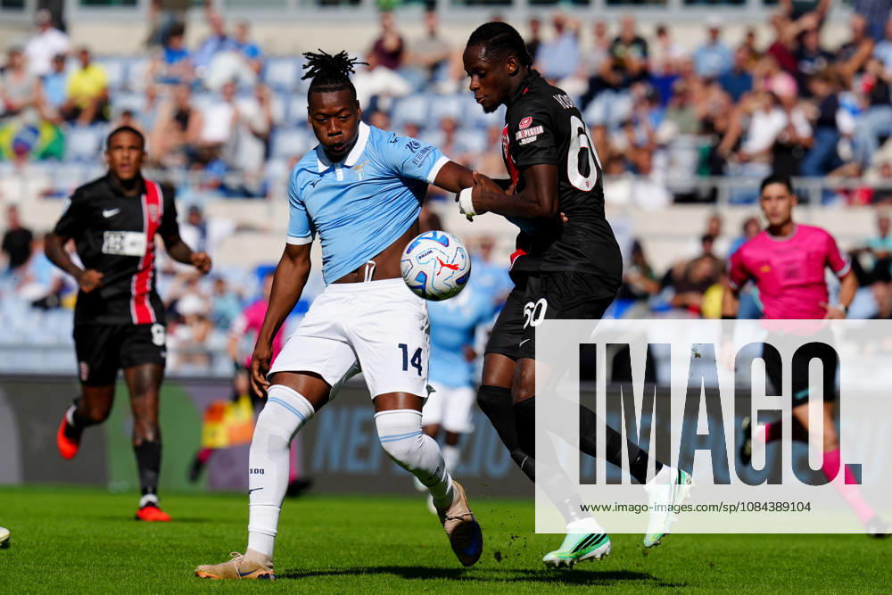 SS Lazio v AC Monza - Serie A Enilive Tijjani Noslin of SS Lazio and Eddy Kouadio of AC Monza compete for the ball during the Serie A Enilive match between SS Lazio and AC Monza at Olympic Stadium on October 11, 2026 in Rome, Italy. Rome Olympic Stadium Lazio Italy