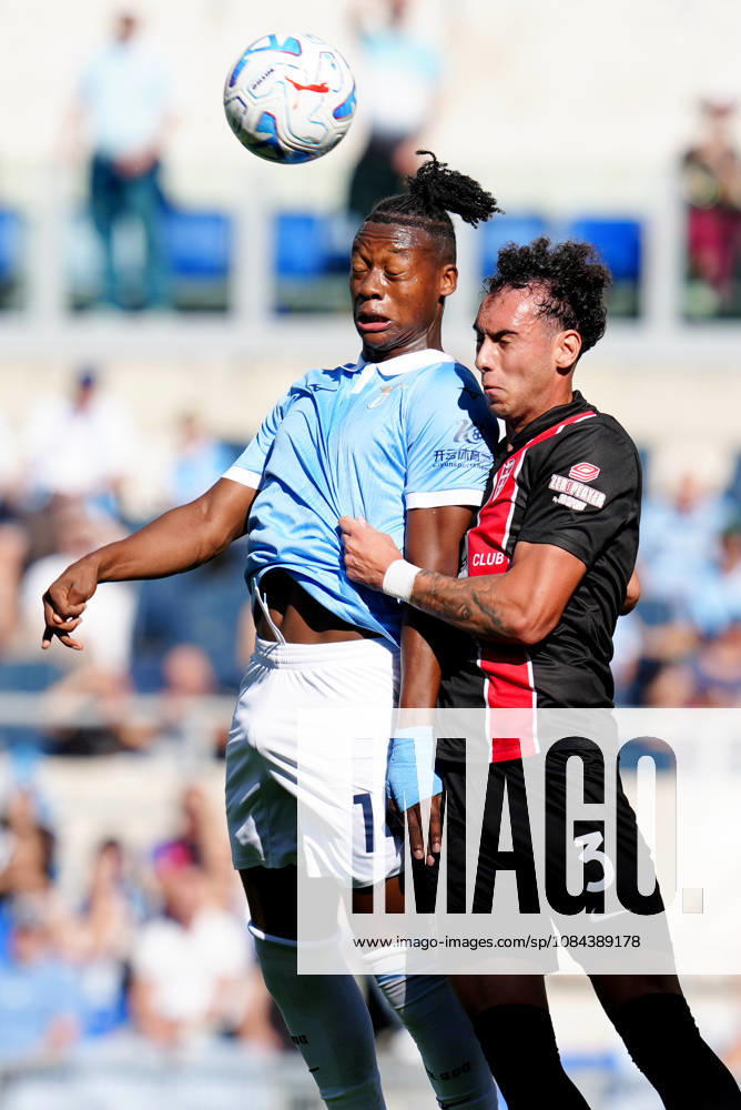 SS Lazio v AC Monza - Serie A Enilive Tijjani Noslin of SS Lazio and Lorenzo Lucchesi of AC Monza jump for the ball during the Serie A Enilive match between SS Lazio and AC Monza at Olympic Stadium on October 11, 2026 in Rome, Italy. Rome Olympic Stadium Lazio Italy