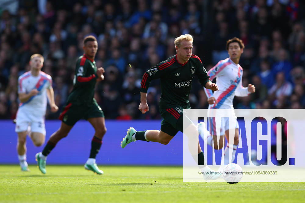 Premier League: Crystal Palace v Nottingham Forest LONDON, UK - 11th Oct 2026: Xaver Schlager of Nottingham Forest in action during the Premier League match between Crystal Palace FC and Nottingham Forest FC at Selhurst Park London Selhurst Park England United Kingdom