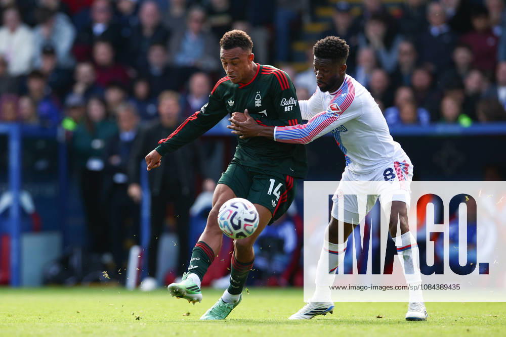 Premier League: Crystal Palace v Nottingham Forest LONDON, UK - 11th Oct 2026: Dan Ndoye of Nottingham Forest under pressure from Jefferson Lerma of Crystal Palace during the Premier League match between Crystal Palace FC and Nottingham Forest FC at Selhurst Park London Selhurst Park England United Kingdom