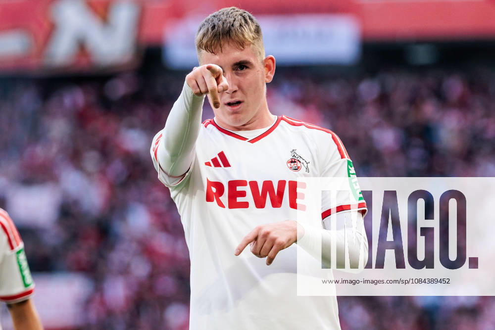 Isak Johannesson (1. FC Koeln, 8) celebrates scoring the 1:0 goal during the Bundesliga match between 1. FC Koeln vs. Borussia Moenchengladbach at Rheinenergie-Stadion on matchday 5 of the 1. Bundesliga on October 11, 2026 in Koeln, Germany. DFL REGULATIONS PROHIBIT ANY USE OF PHOTOGRAPHS AS IMAGE SEQUENCES AND OR QUASI-VIDEO. North Rhine Westphalia Germany