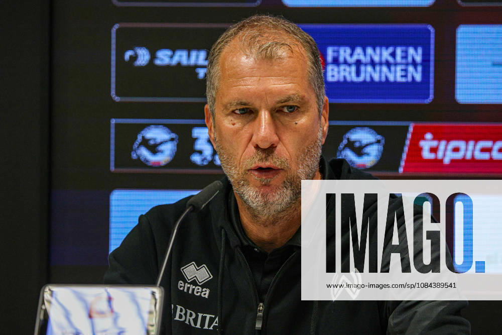 Trainer Jochen Seitz (Cheftrainer SV Wehen Wiesbaden) bei der Pressekonferenz nach bdem Spiel FC Ingolstadt 04 gegen SV Wehen Wiesbaden am 11.10.2026, DFB regulations prohibit any use of photographs as image sequences and or quasi-video. GER, Fussball, 3. Liga, Spieltag 8, FC Ingolstadt 04 gegen SV Wehen Wiesbaden, 11.10.2026, Audi Sportpark Ingolstadt