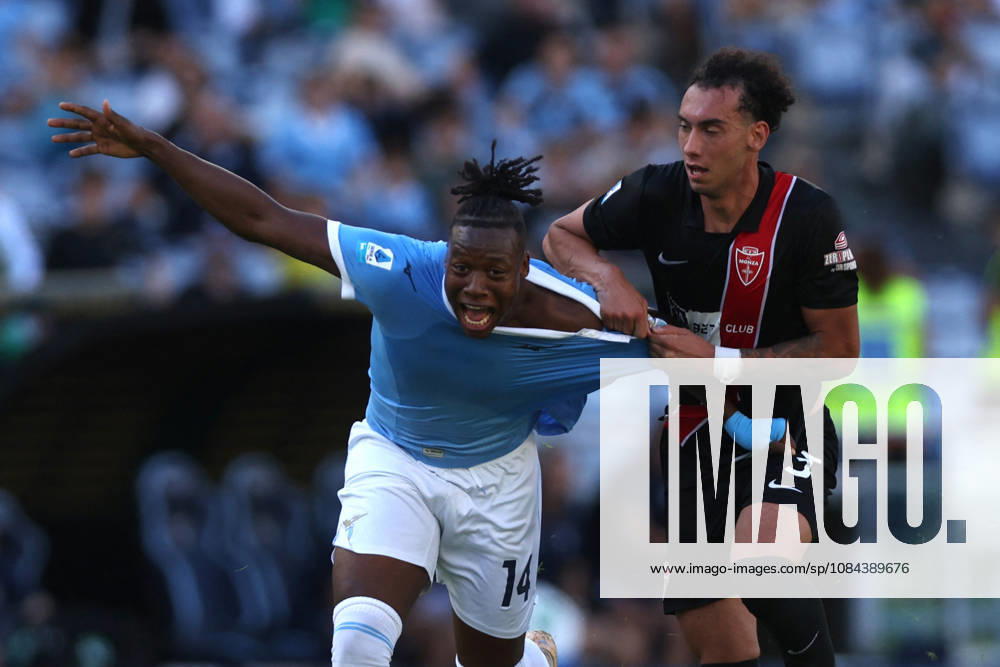 SOCCER - Serie A - SS Lazio vs. AC Monza Photo by IPA ABACAPRESS.COM89550950 - Rome, Italy - October 11, 2026: Tijjani Noslin (forward) of Lazio battles for the ball with Lorenzo Lucchesi (defender) of AC Monza during the 2026–2027 Italian Serie A – Enilive Championship soccer match between SS Lazio and AC Monza at the Olympic Stadium in Rome. Rome Italy