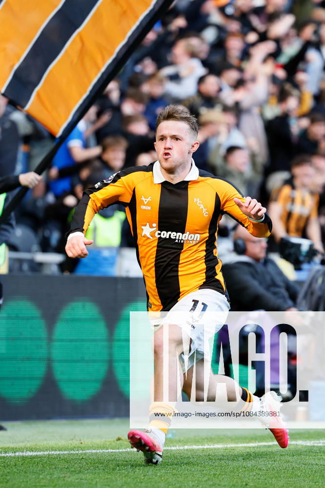 Hull City v Everton - Premier League 2026 27 Joe Gelhardt of Hull City celebrates 1st goal during the Premier League 2026 27 match between Hull City and Everton at MKM Stadium on October 11, 2026 in Hull, United Kingdom. WARNING! This Photograph May Only Be Used For Newspaper And Or Magazine Editorial Purposes. May Not Be Used For Publications Involving 1 player, 1 Club Or 1 Competition Without Written Authorisation From Football DataCo Ltd. For Any Queries, Please Contact Football DataCo Ltd on +44 (0) 207 864 9121 Hull MKM Stadium England United Kingdom