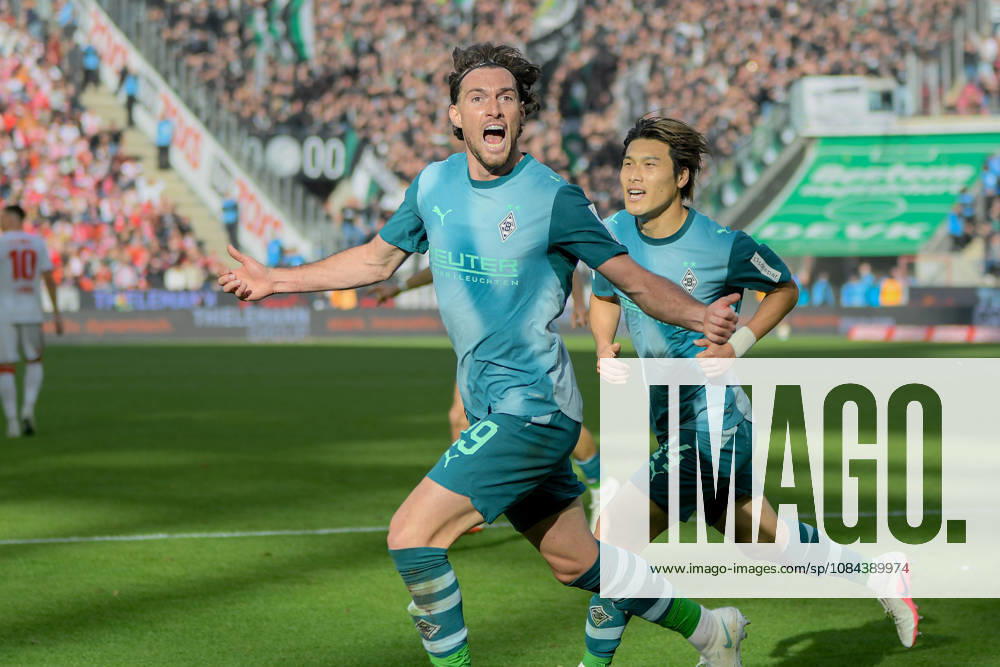 Joe Scally (Moenchengladbach 29) jubelt nach dem Tor zum 1:1 11.10.2026 ¢ Fussball ¢ 1. FC Koeln vs Borussia Moenchengladbach, RheinEnergieStadion, Koeln, DFB DFL REGULATIONS PROHIBIT ANY USE OF PHOTOGRAPHS AS IMAGE SEQUENCES AND OR QUASI-VIDEO NRW Germany