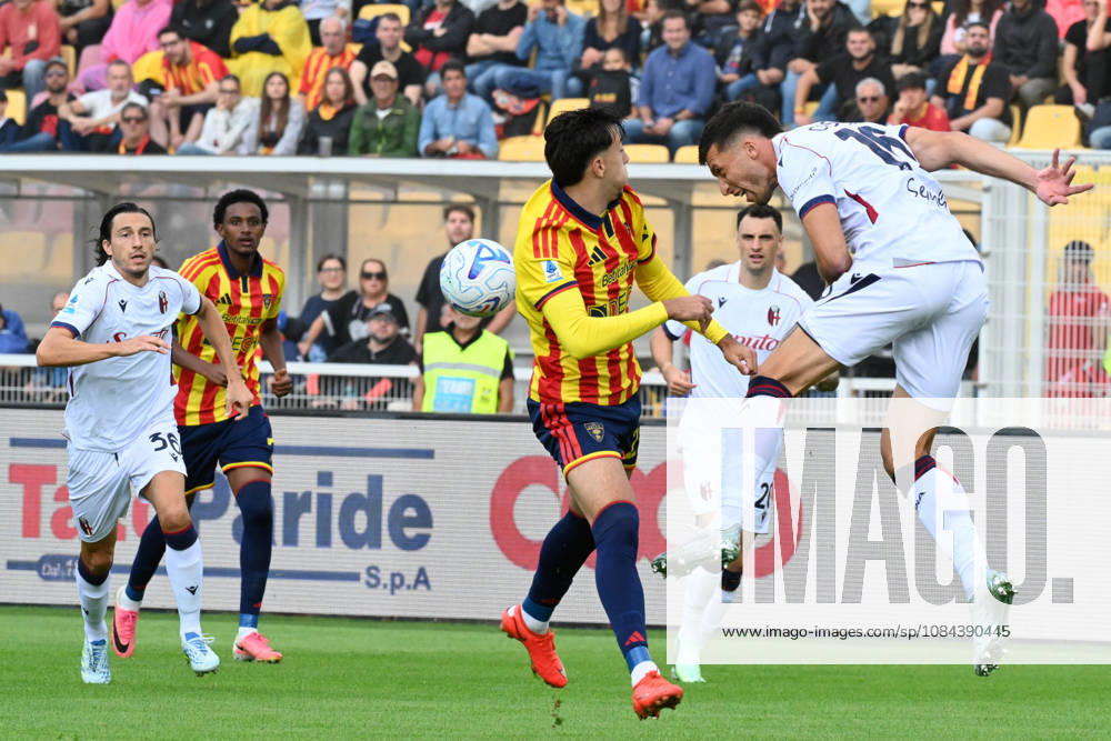 IPA89551973 - Nicolo Casale (Bologna FC) against Paco Esteban (US Lecce) during the US Lecce vs. Bologna FC Italian Serie A soccer match in Lecce, Italy, on October 11, 2026
