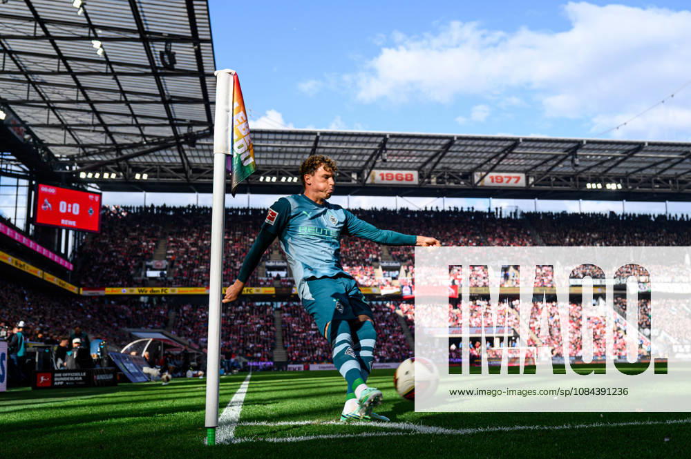 COLOGNE, GERMANY - 11 OCTOBER, 2026: Robin Hack - The Bundesliga match 1. FC Koeln vs. Borussia Moenchengladbach at RheinEnergieSTADION.