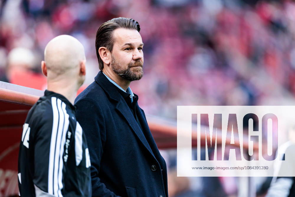 Thomas Kessler (Sports Director 1. FC Koeln) before the Bundesliga match between 1. FC Koeln vs. Borussia Moenchengladbach at Rheinenergie-Stadion on matchday 5 of the 1. Bundesliga on October 11, 2026 in Koeln, Germany. DFL REGULATIONS PROHIBIT ANY USE OF PHOTOGRAPHS AS IMAGE SEQUENCES AND OR QUASI-VIDEO. North Rhine Westphalia Germany