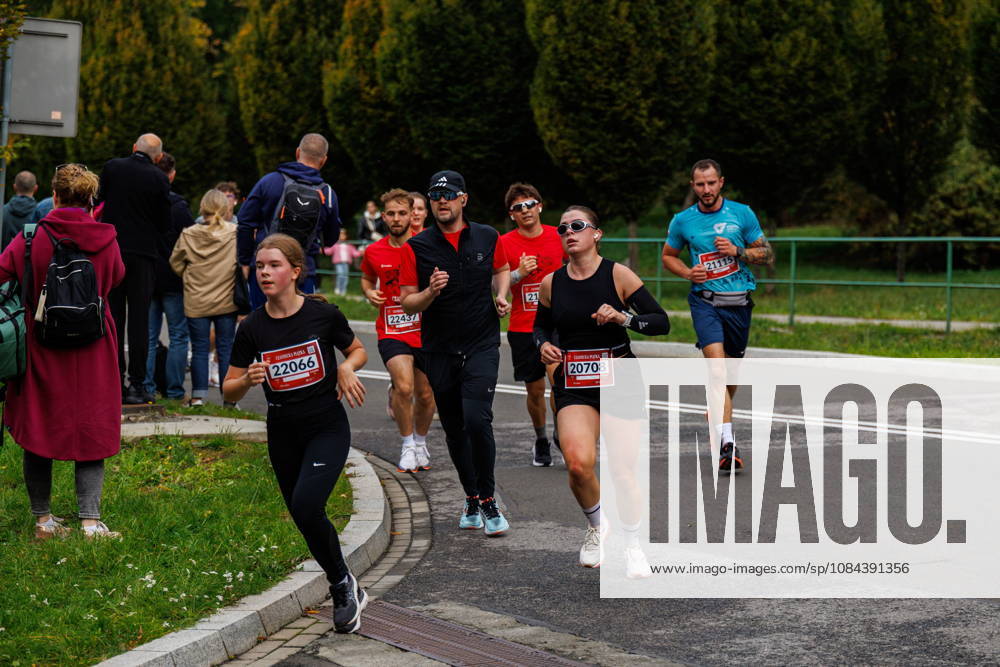 Krakow 11.10.2026 12. PKO Cracovia Polmaraton Krolewski NZ BIEGACZE FOT. JACEK STANISLAWEK 400mm.pl NEWSPIX.PL --- newspix.pl