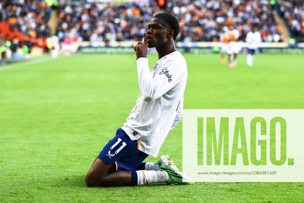 KINGSTON UPON HULL, ENGLAND, OCTOBER 11: Thierno Barry of Everton FC celebrates scoring his teams second goal during a Premier League 2026-27 match between Hull City and Everton FC at the MKM Stadium on October 11, 2026 in Kingston Upon Hull, England. (Photo by Zach Forster Sports Press Photo)