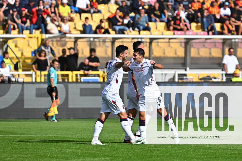 Foto IPP Marco Verri Lecce 11 10 26 Calcio Campionato Serie A 2026 2027 Lecce-Bologna nella foto Riccardo Orsolini, attaccante del Bologna, esulta dopo il gol dello 0 a 1 Italy Photo Press - World Copyright Lecce italy Italy ITALY