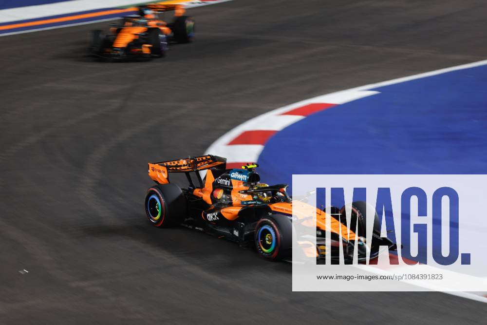 01 NORRIS Lando (gbr), McLaren F1 Team MCL40, action Singapore 2026 81 PIASTRI Oscar (aus), McLaren F1 Team MCL40, action 01 NORRIS Lando (gbr), McLaren F1 Team MCL40, action Singapore 2026 Singapore