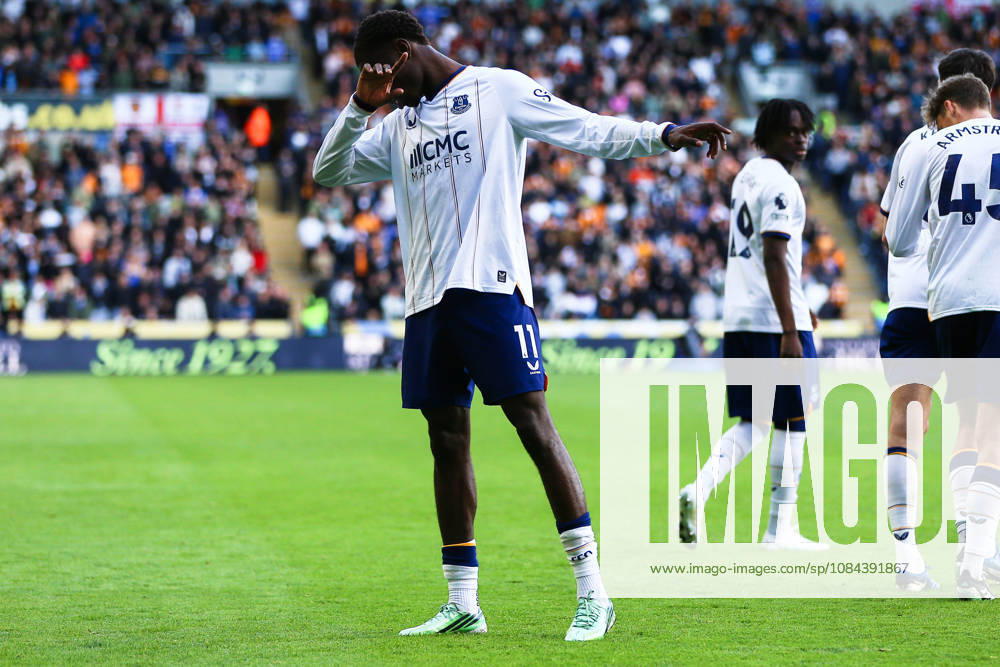 KINGSTON UPON HULL, ENGLAND, OCTOBER 11: Thierno Barry of Everton FC celebrates scoring his teams second goal during a Premier League 2026-27 match between Hull City and Everton FC at the MKM Stadium on October 11, 2026 in Kingston Upon Hull, England. (Photo by Zach Forster Sports Press Photo)