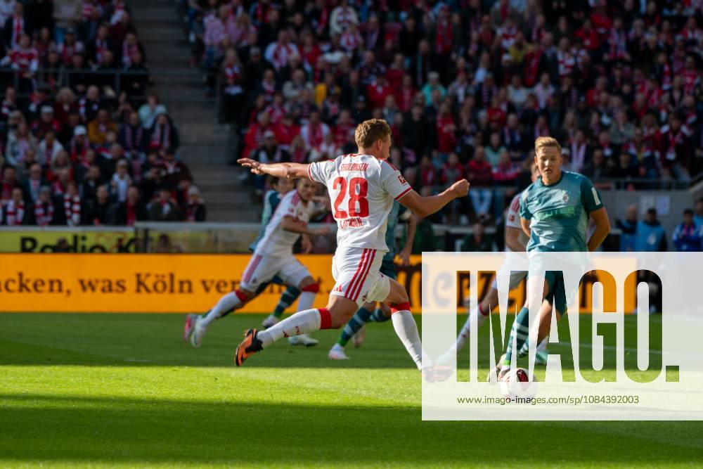Sebastian Sebulonsen, Abwehr, (1.FC Koeln 28), Jan Leszczynski, Abwehr, (Borussia Moenchengladbach 5) , 1. FC Koeln vs. Borussia Moenchengladbach, Fussball, 1. Bundesliga, 5. Spieltag, 11.10.2026 DFB DFL regulations prohibit any use of photographs as image sequences and or quasi-video Koeln Nordrhein-Westfalen Deutschland