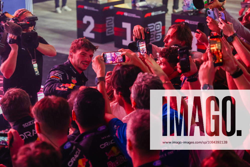 Max Verstappen wins 2026 Formula 1 Singapore Grand Prix SINGAPORE - OCT 11: Red Bull Racing driver Max Verstappen celebrates on the podium after winning the Formula 1 Singapore Grand Prix at the Marina Bay Street Circuit in Singapore on October 11, 2026. Daniel Ceng Anadolu Singapore Singapore. Editorial use only. Please get in touch for any other usage.