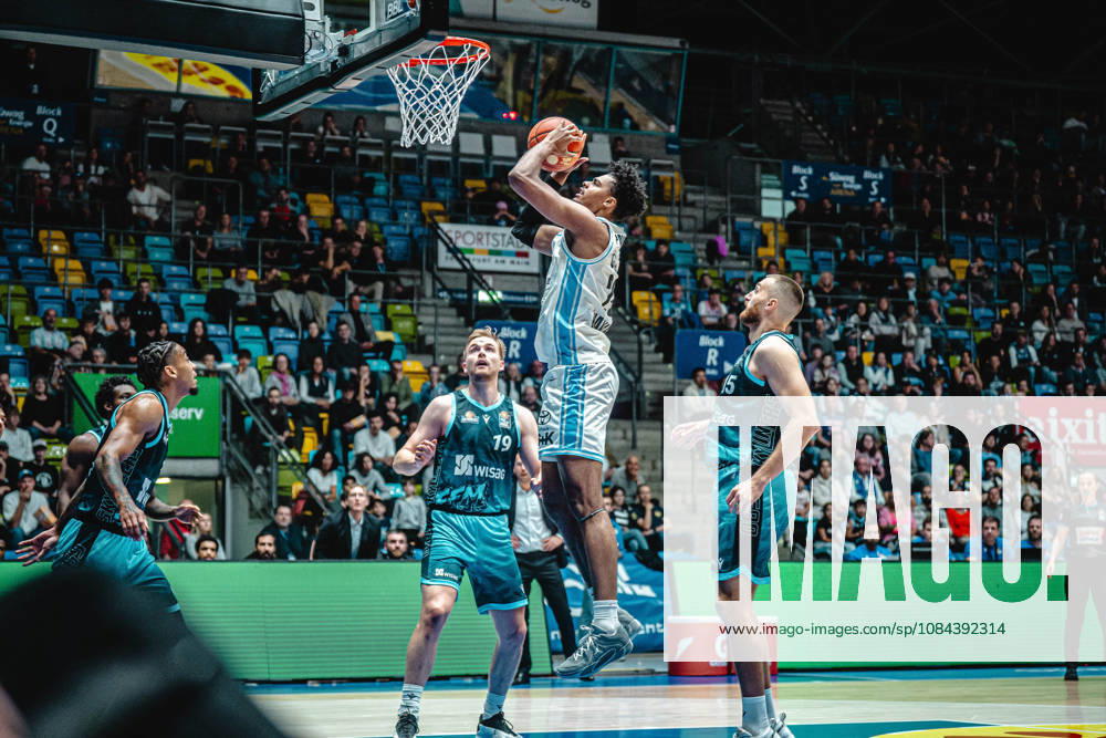 Basketball easyCredit BBL Bundesliga, Frankfurt Skyliners - Veolia Towers Hamburg Nicolas Pavrette (Veolia Towers Hamburg) Frankfurt am Main