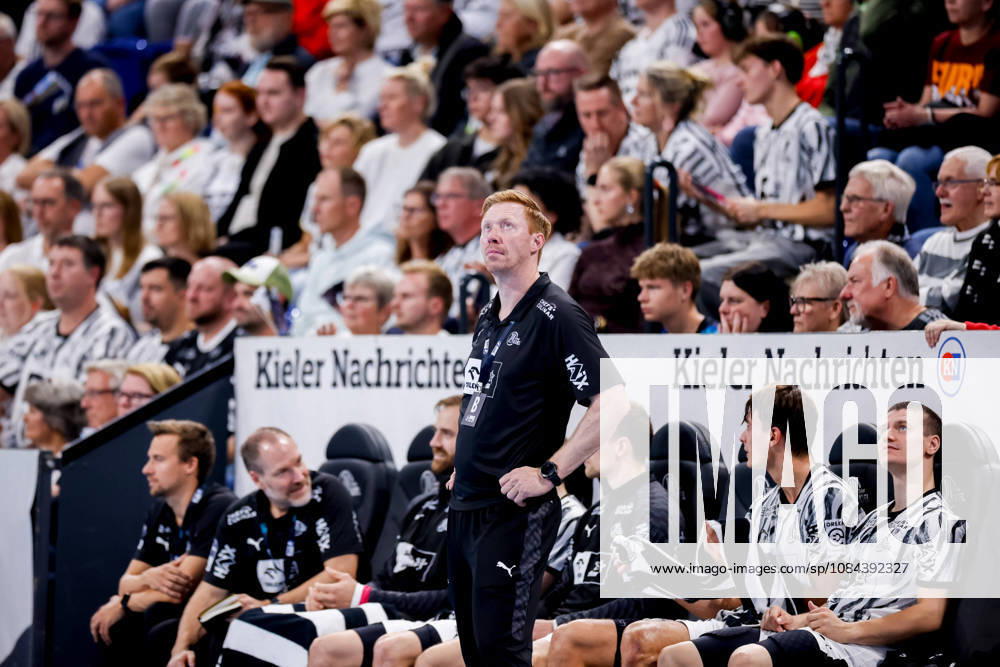 - Handball, 1. Bundesliga 2026 27, THW Kiel - Handball Club Hamburg: Börge Lund (THW Kiel, Trainer)