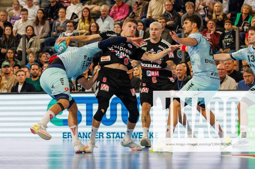 Handball - 1. Bundesliga OPEL HBL - Saison 2026 2027 - 08. Spieltag: HC Erlangen Metropolregion Nürnberg HCE - MT Melsungen - DaMa - - Olle Forsell Schefvert (25, MT Melsungen ) Sander Andreassen Overjordet ( 8, HC Erlangen HCE ) Nikolaj Enderleit (4, MT Melsungen )