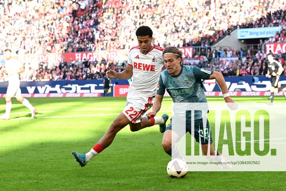 Jahmai Simpson-Pusey (1. FC Koeln) und Hugo Bolin (Borussia Moenchengladbach) im Zweikampf waehrend des Spiels der 1. Bundesliga zwischen 1. FC Koeln und Borussia Moenchengladbach, RheinEnergieStadion am 11. October 2026 in Koeln, Deutschland. (Foto von Ralf Treese DeFodi Images) +++ Jahmai Simpson-Pusey (1. FC Koeln) und Hugo Bolin (Borussia Moenchengladbach) battle for the ball during the Bundesliga match between 1. FC Koeln and Borussia Moenchengladbach at RheinEnergieStadion on October 11, 2026 in Cologne, Germany. (Photo by Ralf Treese DeFodi Images) DFB DFL REGULATIONS PROHIBIT ANY USE OF PHOTOGRAPHS AS IMAGE SEQUENCES AND OR QUASI-VIDEO. (Photo by Ralf Treese DeFodi Images) -