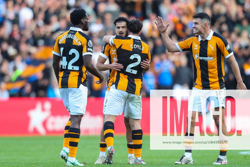 Hull City v Everton, Premier League Mohamed Belloumi Of Hull City scores a GOAL 2-2 and celebrates during the Hull City v Everton Premier League match at the MKM Stadium, Hull, England on 11 October 2026 Credit: Lee Keuneke Every Second Media Editorial use only. All images are copyright Every Second Media Limited. No images may be reproduced without prior permission. All rights reserved. Premier League and Football League images are subject to licensing agreements with Football DataCo Limited. see https: www.football-dataco.com