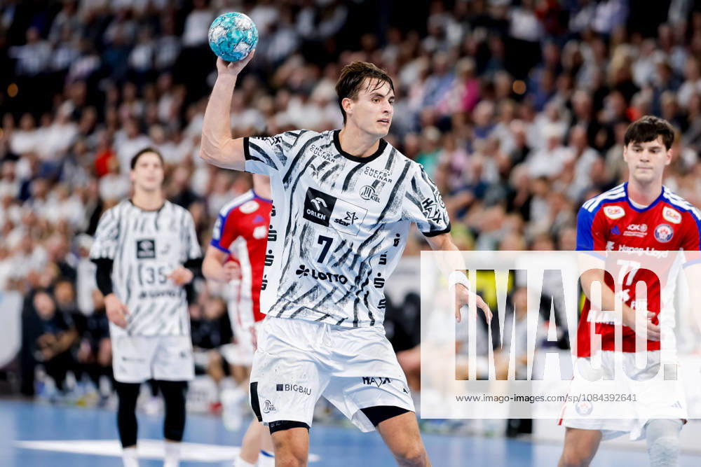 - Handball, 1. Bundesliga 2026 27, THW Kiel - Handball Club Hamburg: Julian Köster (THW Kiel, 7)