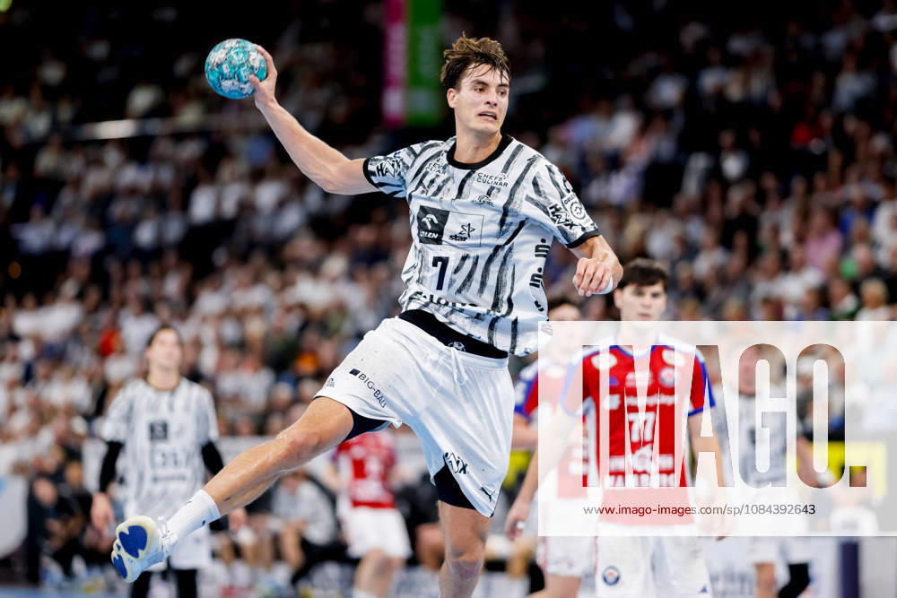 - Handball, 1. Bundesliga 2026 27, THW Kiel - Handball Club Hamburg: Julian Köster (THW Kiel, 7)