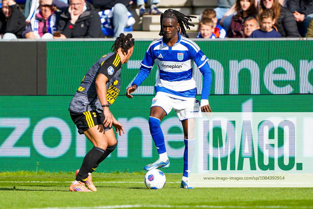 2026-10-11 VriendenLoterij Eredivisie: PEC Zwolle v SC Cambuur ZWOLLE, NETHERLANDS - OCTOBER 11: Devid Eugene Bouah of SC Cambuur and Ibrahim Cissoko of PEC Zwolle during the VriendenLoterij Eredivisie match between PEC Zwolle and SC Cambuur at Mac3Park Stadion on October 11, 2026 in Zwolle, Netherlands. Zwolle Mac3Park Stadion Netherlands Content not available for redistribution in The Netherlands directly or indirectly through any third parties.