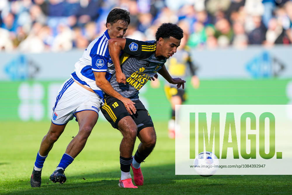 2026-10-11 VriendenLoterij Eredivisie: PEC Zwolle v SC Cambuur ZWOLLE, NETHERLANDS - OCTOBER 11: Ryan Thomas of PEC Zwolle and Rafik El Arguioui of SC Cambuur during the VriendenLoterij Eredivisie match between PEC Zwolle and SC Cambuur at Mac3Park Stadion on October 11, 2026 in Zwolle, Netherlands. Zwolle Mac3Park Stadion Netherlands Content not available for redistribution in The Netherlands directly or indirectly through any third parties.