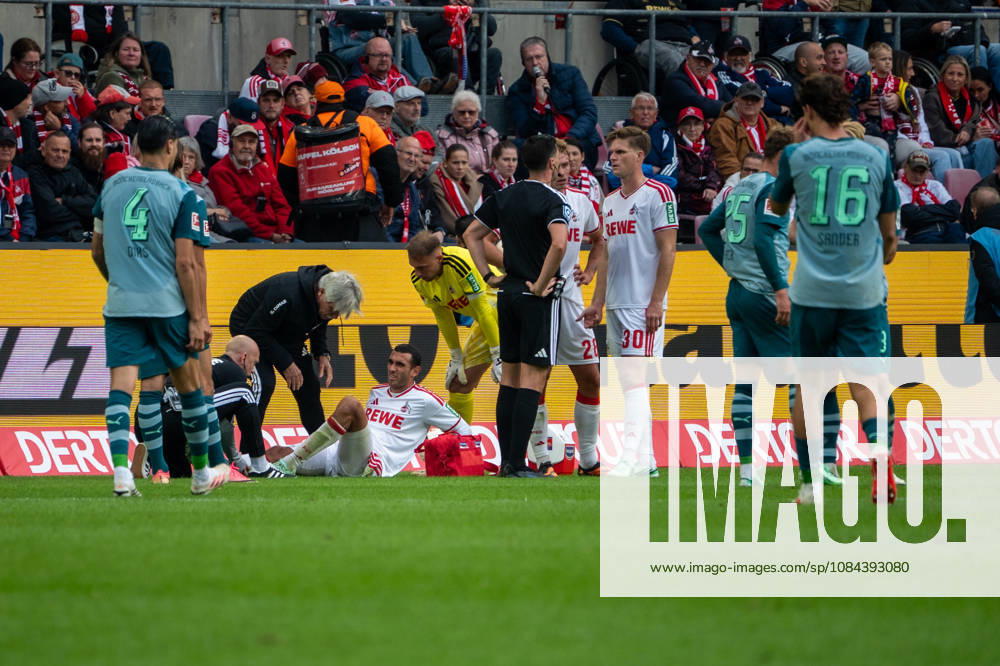 Deutschland: 1.Bundesliga 2026 2027, 5. Spieltag, 1.FC Köln vs Borussia Mönchengladbach, Sonntag, 11.10.2026 RheinEnergie-Stadion (Köln-Nordrhein-Westfalen): Ellyes Skhiri (1.FC Köln, 6) liegt mit Schmerzen auf dem Spielfeld und muss behandelt werden Köln RheinEnergier-Stadion, Köln Deutschland
