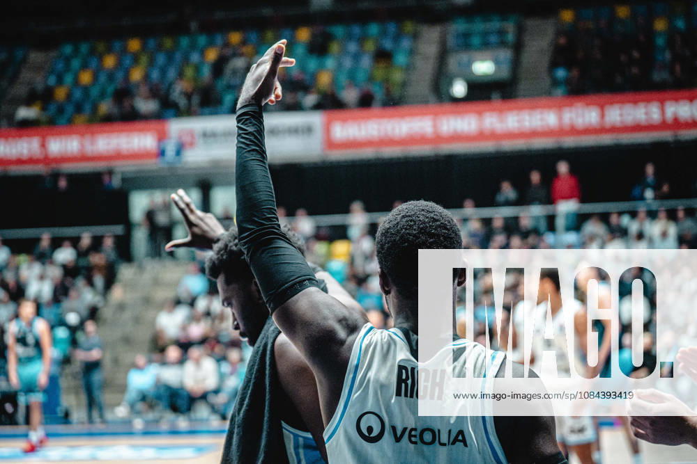 Basketball easyCredit BBL Bundesliga, Frankfurt Skyliners - Veolia Towers Hamburg Rich Igbineweka (Veolia Towers Hamburg) Frankfurt am Main