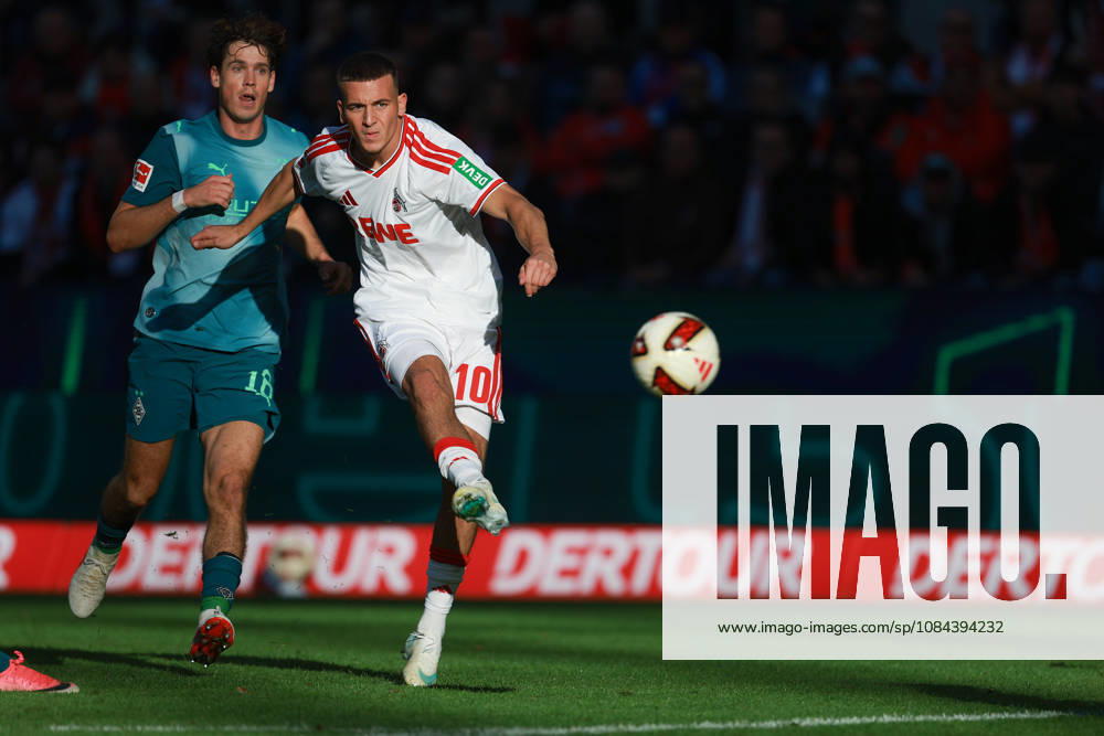 1. Bundesliga - 26 27 - 1. FC Köln - Borussia Mönchengladbach am 11.10.2026 im RheinEnergieSTADION in Köln Said El Mala (Koeln 10) erzielt das Tor zum 2 zu 1