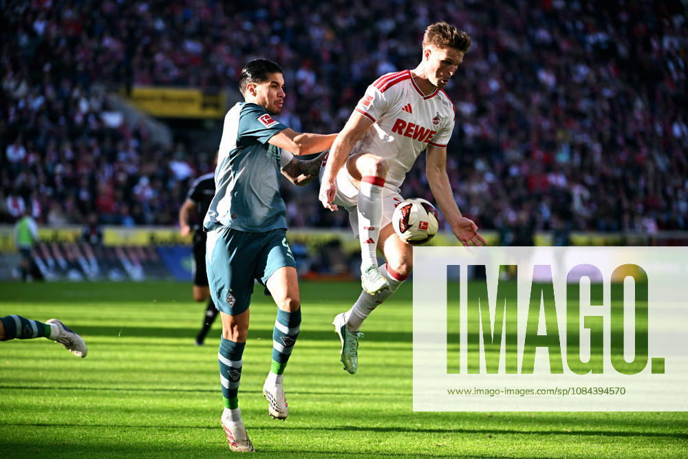 Cologne, Germany, 1. Bundesliga, Matchday 5, Rhein-Energie-Stadium Cologne, 1. FC Köln vs Bor. Mönchengladbach; Marius Bülter (FC), Kevin Diks (BMG).