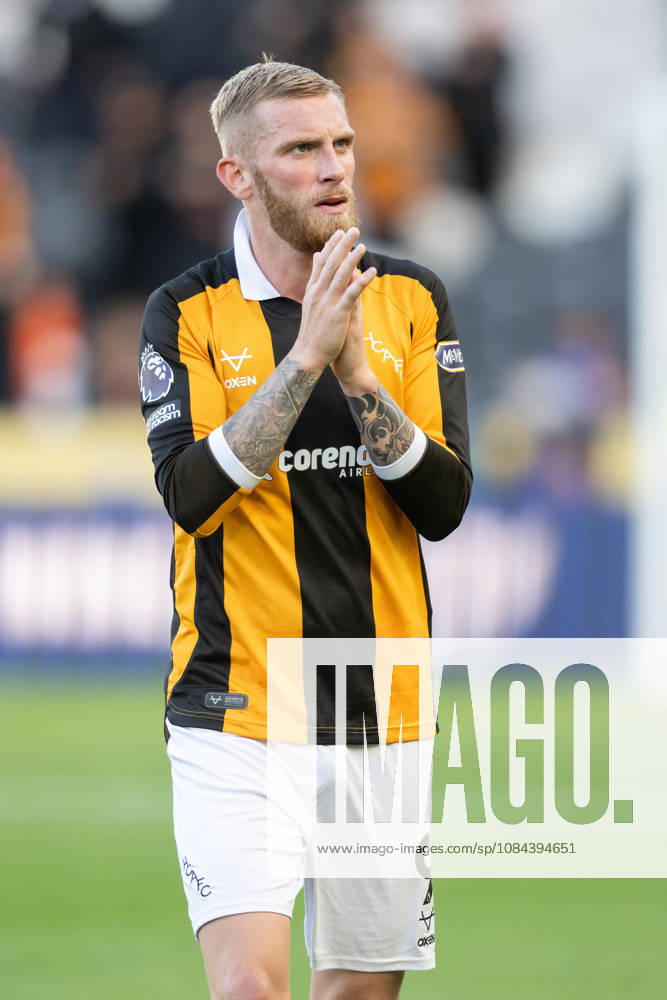 Hull City v Everton Premier League Oliver McBurnie of Hull City following the Premier League match between Hull City and Everton at the MKM Stadium, Hull. 11 10 2026 UK Newspapers OUT