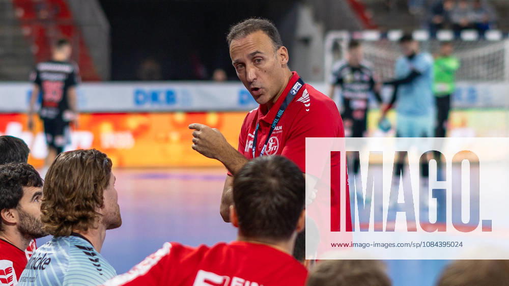 Roberto Garcia Parrondo (MT Melsungen, Trainer) GER, HC Erlangen vs. MT Melsungen, Handball, Opel Handball-Bundesliga, 8. Spieltag, Spielzeit 2026 2027, 11.10.2026 GER, HC Erlangen vs. MT Melsungen, Handball, Opel Handball-Bundesliga, 8. Spieltag, Spielzeit 2026 2027, 11.10.2026 Nuernberg