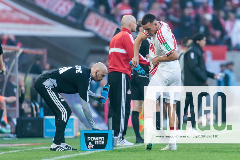 Said El Mala (1. FC Koeln, 10) having trouble, trying to cool during the Bundesliga match between 1. FC Koeln vs. Borussia Moenchengladbach at Rheinenergie-Stadion on matchday 5 of the 1. Bundesliga on October 11, 2026 in Koeln, Germany. DFL REGULATIONS PROHIBIT ANY USE OF PHOTOGRAPHS AS IMAGE SEQUENCES AND OR QUASI-VIDEO. North Rhine Westphalia Germany