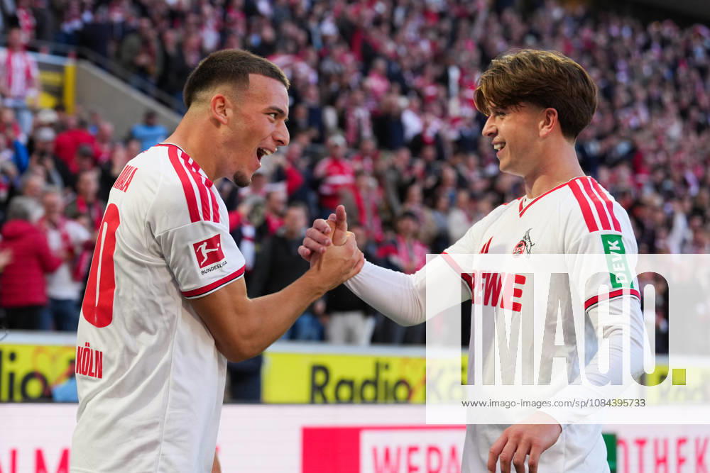 Herren, Fußball, 1.Bundesliga, 1.FC Köln - Borussia Mönchengladbach, Saison 2026 2027, RheinEnergieSTADION: Torjubel nach dem Tor zum 2:1 für den 1.FC Köln durch Torschütze Said El Mala (1.FC Köln, 10) zusammen mit Mikey Moore (1.FC Köln, 47 DFB regulations prohibit any use of photographs as image sequences and or quasi-video.