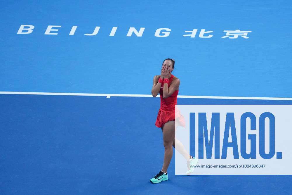 (261011) -- BEIJING, Oct. 11, 2026 -- Zheng Qinwen celebrates victory after the women s singles final between Zheng Qinwen of China and Mirra Andreeva of Russia at 2026 China Open tennis tournament in Beijing, China, Oct. 11, 2026. ) (SP)CHINA-BEIJING-TENNIS-CHINA OPEN-WOMEN S SINGLES-FINAL (CN) JuxHuanzong
