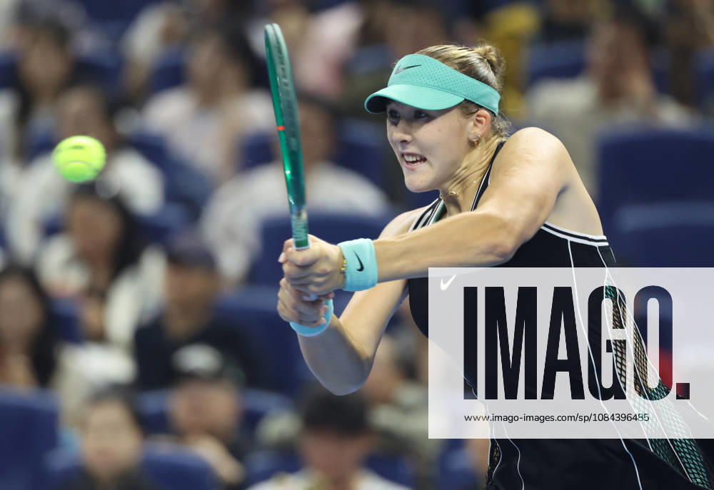 (261011) -- BEIJING, Oct. 11, 2026 -- Mirra Andreeva hits a return during the women s singles final between Zheng Qinwen of China and Mirra Andreeva of Russia at 2026 China Open tennis tournament in Beijing, China, Oct. 11, 2026. ) (SP)CHINA-BEIJING-TENNIS-CHINA OPEN-WOMEN S SINGLES-FINAL (CN) ZhangxChenlin