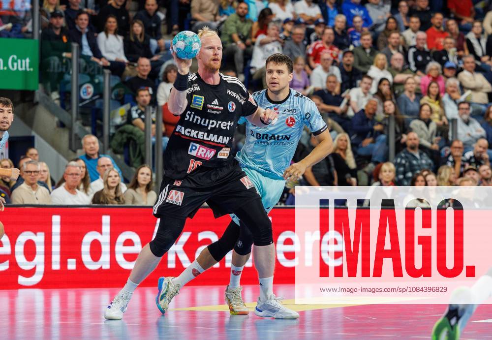 Handball - 1. Bundesliga OPEL HBL - Saison 2026 2027 - 08. Spieltag: HC Erlangen Metropolregion Nürnberg HCE - MT Melsungen - DaMa - - Sebastian Firnhaber (18, HC Erlangen HCE )