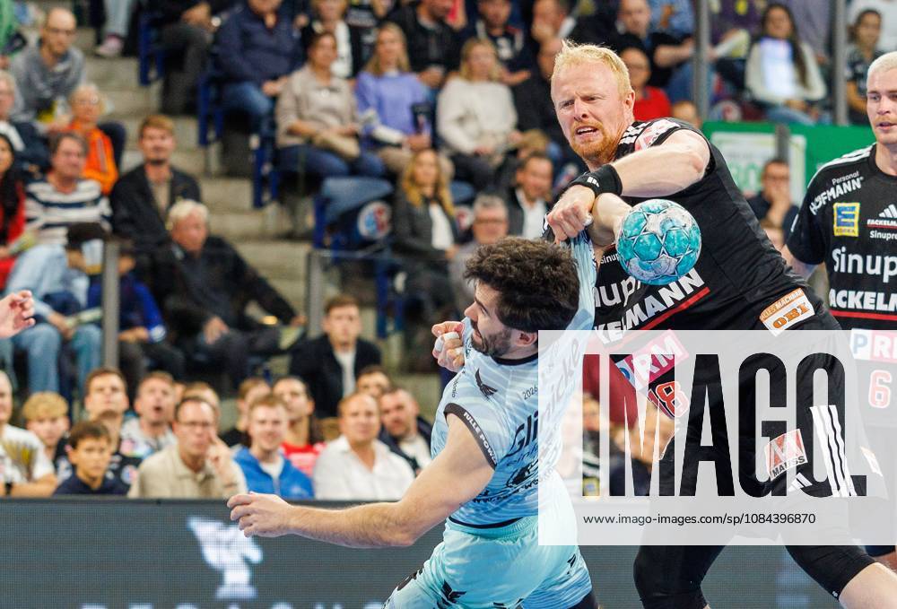 Handball - 1. Bundesliga OPEL HBL - Saison 2026 2027 - 08. Spieltag: HC Erlangen Metropolregion Nürnberg HCE - MT Melsungen - DaMa - - Erik Balenciaga Azcue (6, MT Melsungen ) Sebastian Firnhaber (18, HC Erlangen HCE )
