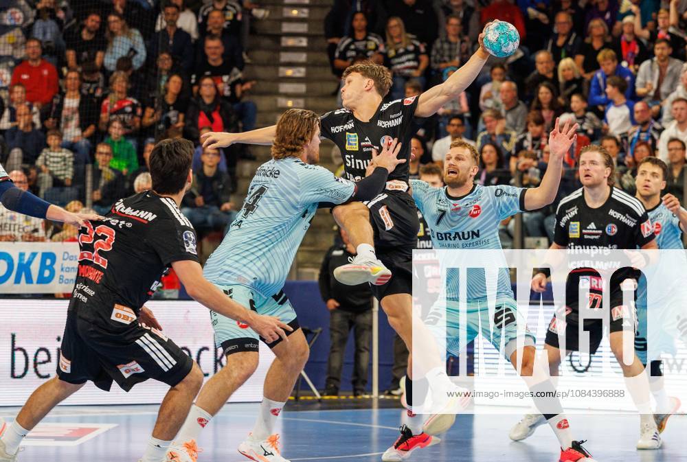Handball - 1. Bundesliga OPEL HBL - Saison 2026 2027 - 08. Spieltag: HC Erlangen Metropolregion Nürnberg HCE - MT Melsungen - DaMa - - Maxsim Lochman (32, HC Erlangen HCE )