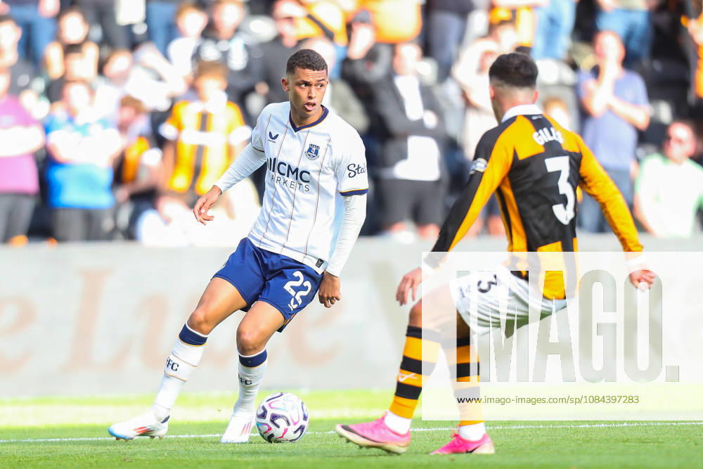 Hull City v Everton, Premier League Brennan Johnson Of Everton in action during the Hull City v Everton Premier League match at the MKM Stadium, Hull, England on 11 October 2026 Credit: Lee Keuneke Every Second Media Editorial use only. All images are copyright Every Second Media Limited. No images may be reproduced without prior permission. All rights reserved. Premier League and Football League images are subject to licensing agreements with Football DataCo Limited. see https: www.football-dataco.com