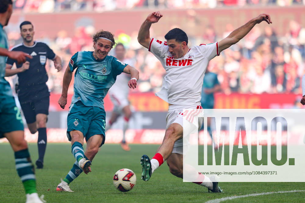 2026.10.11, Fußball, Bundesliga, 1. FC Köln - Borussia Mönchengladbach, RheinEnergieSTADION, 5.Spieltag, Saison 2026 2027: Hugo Bolin (Borussia Moenchengladbach 38) im Zweikampf gegen Luka Lochoshvili (1. FC Koeln 24) DFB regulations prohibit any use of photographs as image sequences and or quasi-video. Photo: WilkowskixPressefotoKochx Nordrhein-Westfalen Deutschland