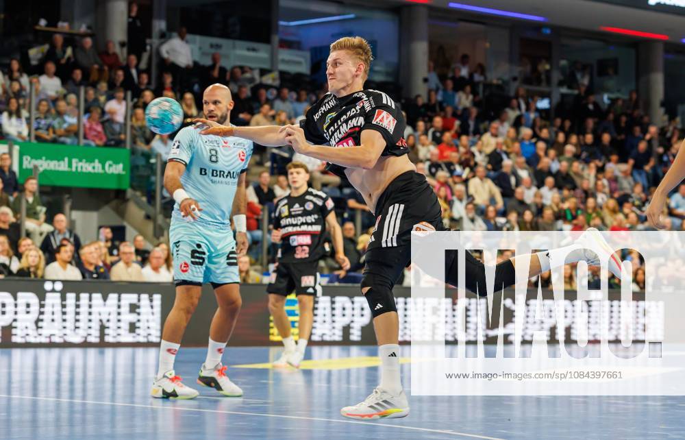Handball - 1. Bundesliga OPEL HBL - Saison 2026 2027 - 08. Spieltag: HC Erlangen Metropolregion Nürnberg HCE - MT Melsungen - DaMa - - Sander Andreassen Overjordet ( 8, HC Erlangen HCE )