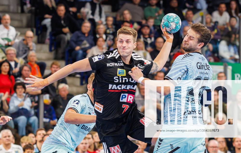 Handball - 1. Bundesliga OPEL HBL - Saison 2026 2027 - 08. Spieltag: HC Erlangen Metropolregion Nürnberg HCE - MT Melsungen - DaMa - - Viggo Kristjansson (73, HC Erlangen HCE ) Olle Forsell Schefvert (25, MT Melsungen )