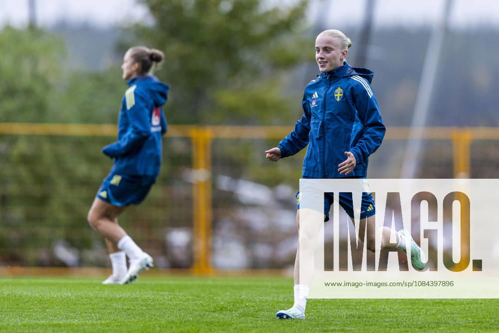 of Sweden during a training session on October 11, 2026 in Stockholm. Photo: Caisa Rasmussen BILDBYRAN COP 353 CR0079 fotboll football soccer fotball träning practice training sverige sweden dam bbeng