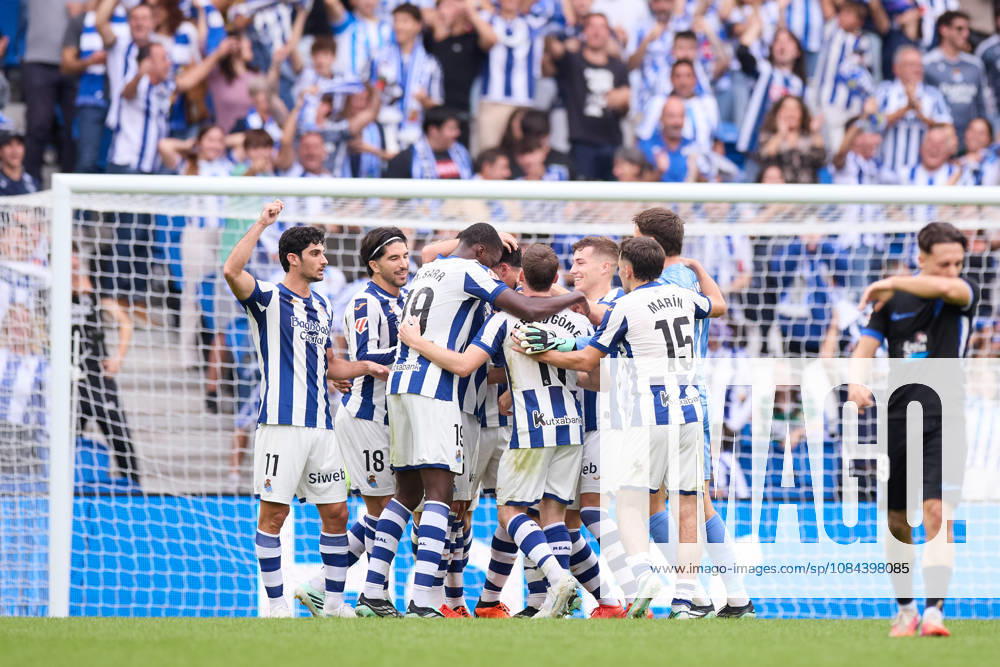Arsen Zakharyan of Real Sociedad celebrates after scoring the team s second goal during the LaLiga EA Sports match between Real Sociedad and RC Deportivo de A Coruna at Anoeta on October 11, 2026, in San Sebastian, Spain. San Sebastian Spain - ZUMAa181 20261011_zaa_a181_125