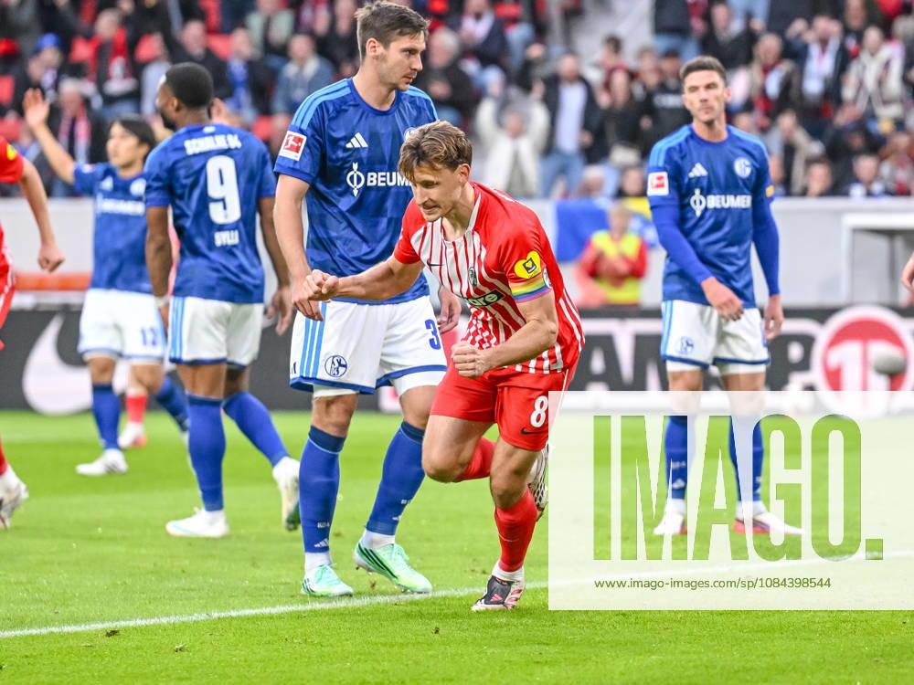 Maximilian Eggestein (SC Freiburg) Torjubel, jubelt nach seinem treffer zum 1:0 waehrend des spiels der 1. Bundesliga zwischen Club Freiburg und FC Schalke 04, Europa-Park Stadion am 11. October 2026 in Freiburg im Breisgau, Deutschland. (Foto von Harry Langer DeFodi Images) +++ Maximilian Eggestein (SC Freiburg) celebrates after scoring his team s first goal during the Bundesliga match between Sport-Club Freiburg and FC Schalke 04 at Europa-Park Stadion on October 11, 2026 in Freiburg im Breisgau, Germany. (Photo by Harry Langer DeFodi Images) DFB DFL REGULATIONS PROHIBIT ANY USE OF PHOTOGRAPHS AS IMAGE SEQUENCES AND OR QUASI-VIDEO. (Photo by Harry Langer DeFodi Images) DFB DFL REGULATIONS PROHIBIT ANY USE OF PHOTOGRAPHS AS IMAGE SEQUENCES AND OR QUASI-VIDEO. -